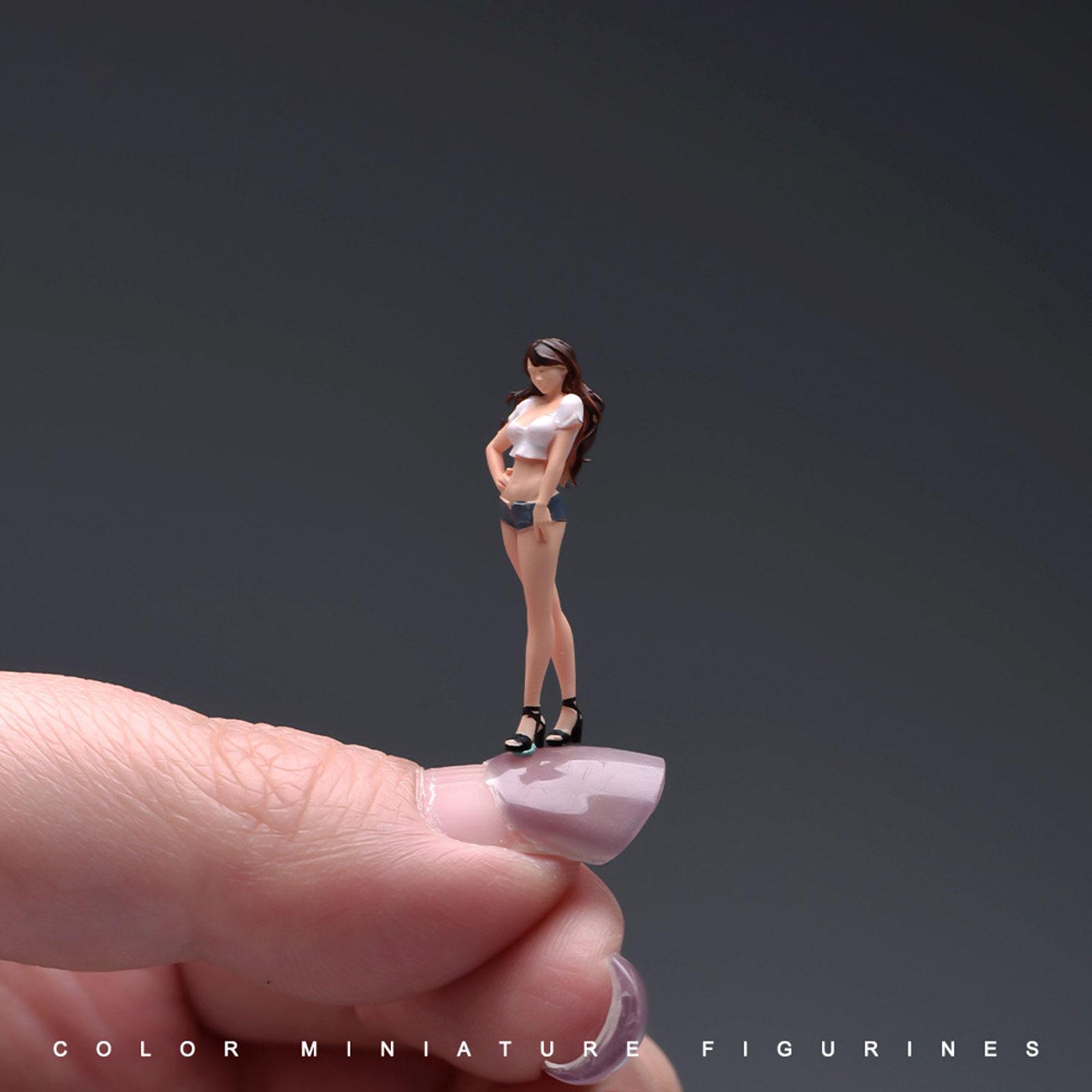 Figura Feminina em Resina Esca - Outdoor Furniture Designer avaliação e preço