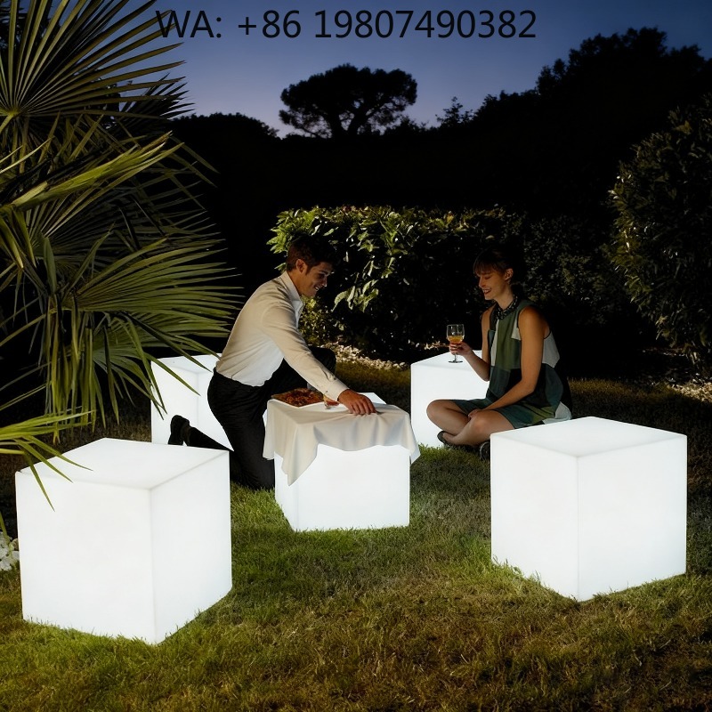 Mesa Lateral em Cubo de LED PE - Outdoor Furniture Recycled Plastic avaliação e preço